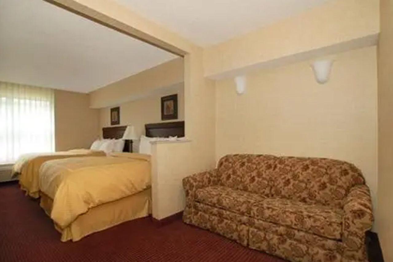 Comfort Suites Lake George - Queensbury מראה חיצוני תמונה